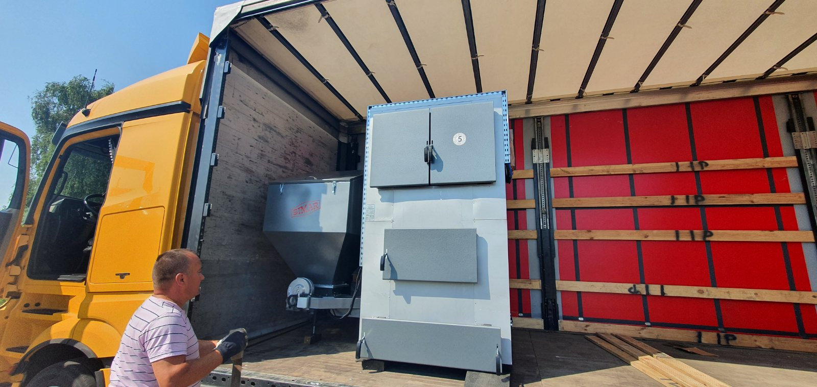 Automatischer Kohlekessel KLASTER-5 BImSchV Stufe 2 Kohlekessel KLASTER-5 BImSchV Stufe 2